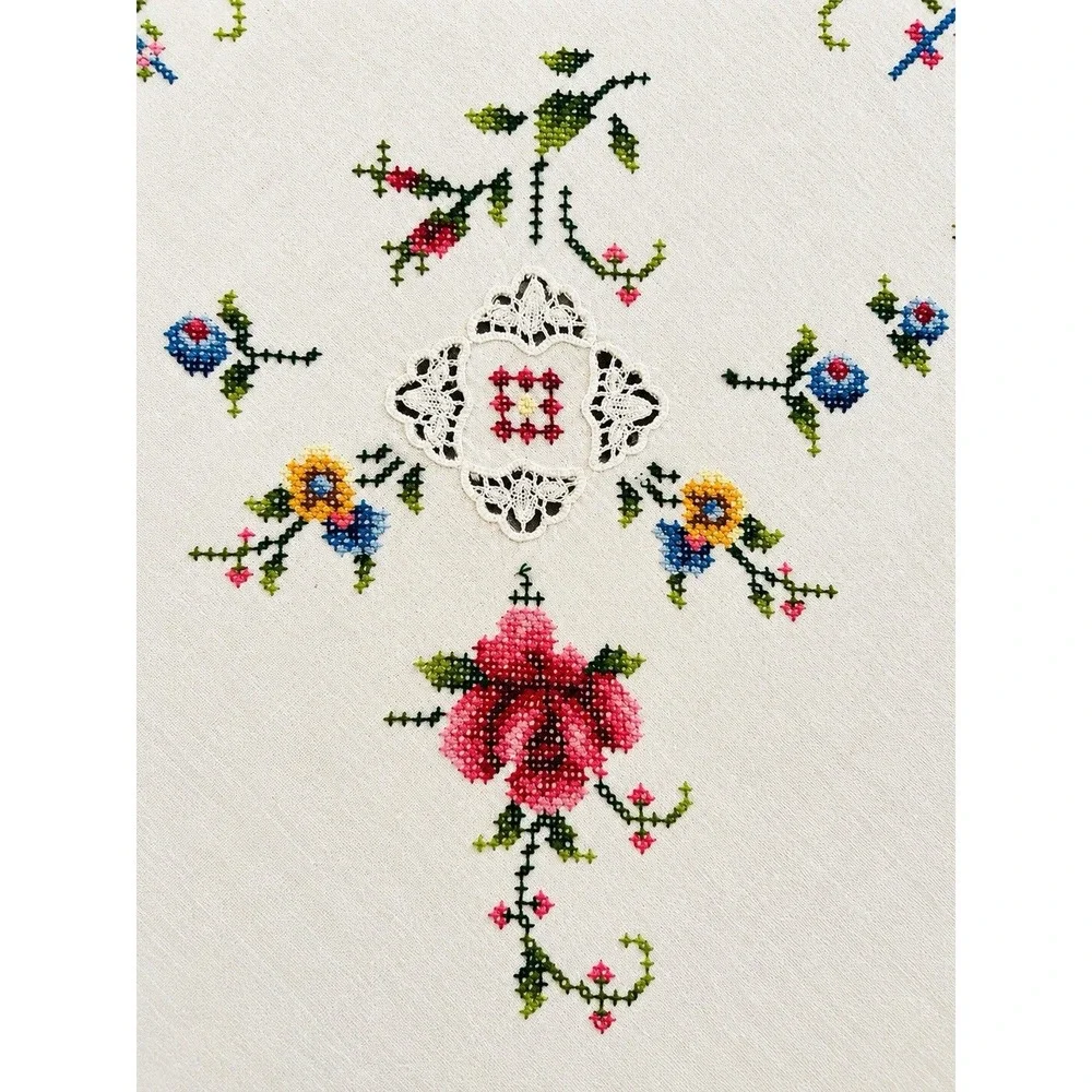 Vintage Hand Embroidered Linen Cross Stitch Tablecloth 7 Napkins Floral 63 x 63